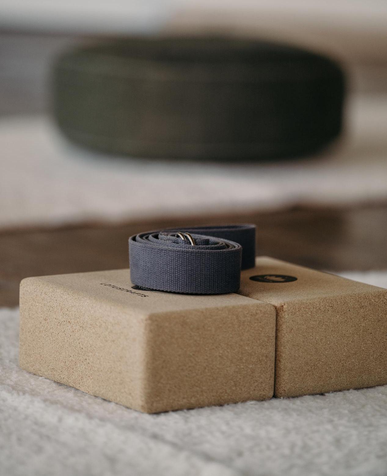 Yoga-Equipment-Wellness-KraftquelleFANNY-Wellnesshotel-Allgaeu
