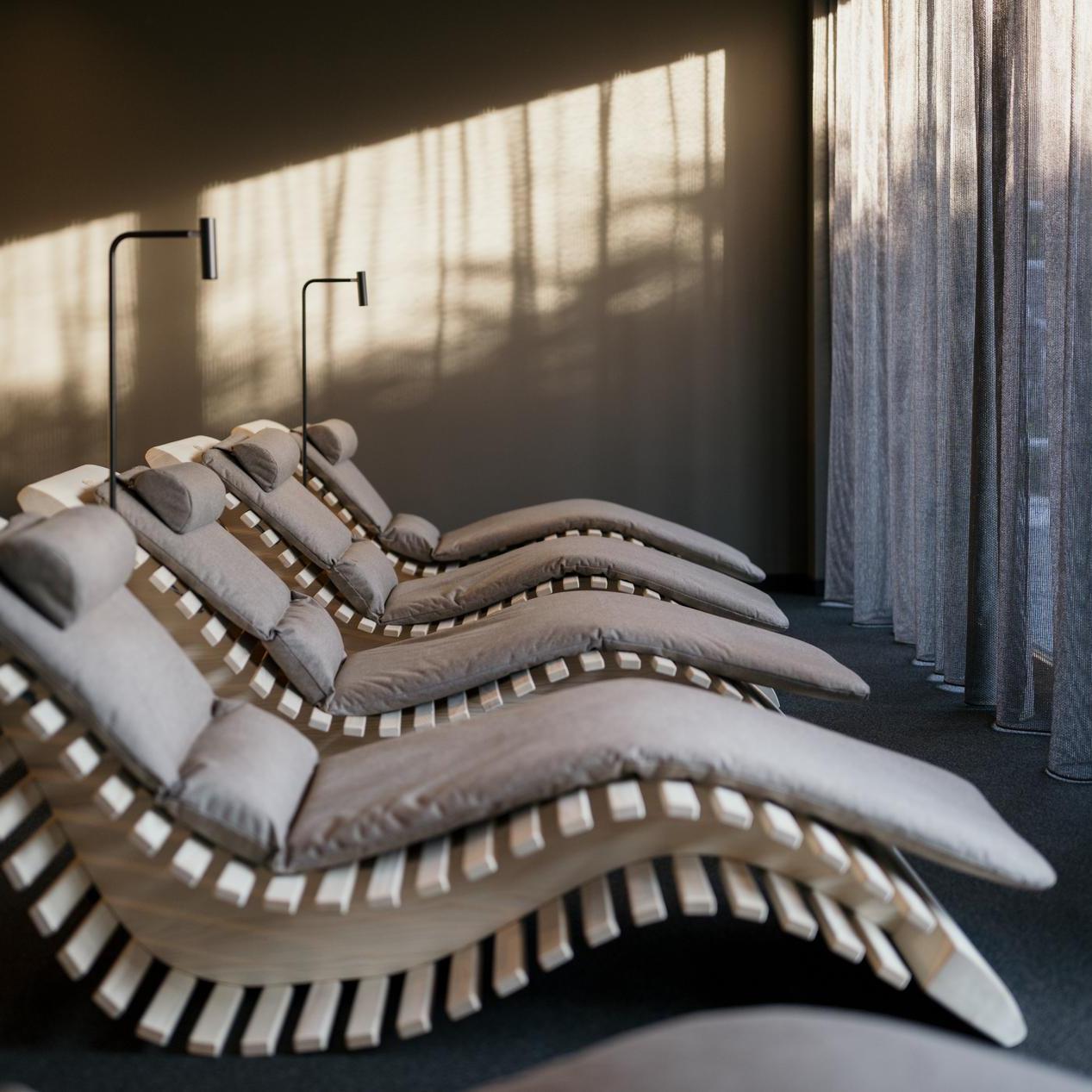 Ruheraum-Kanapee-Liegen-KraftquelleFANNY-Wellnesshotel-Allgaeu