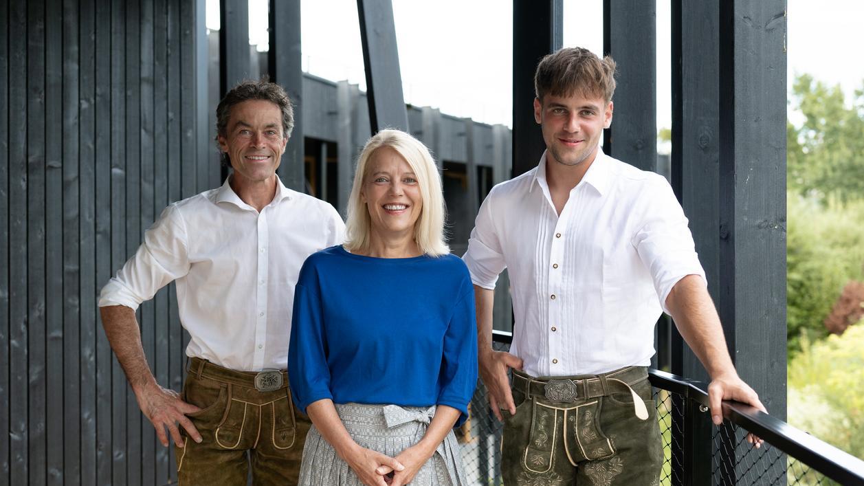 Gastgeber_Familie_Uebelhoer_Wellnesshotel_Kraftquelle_Fanny_Allgaeu